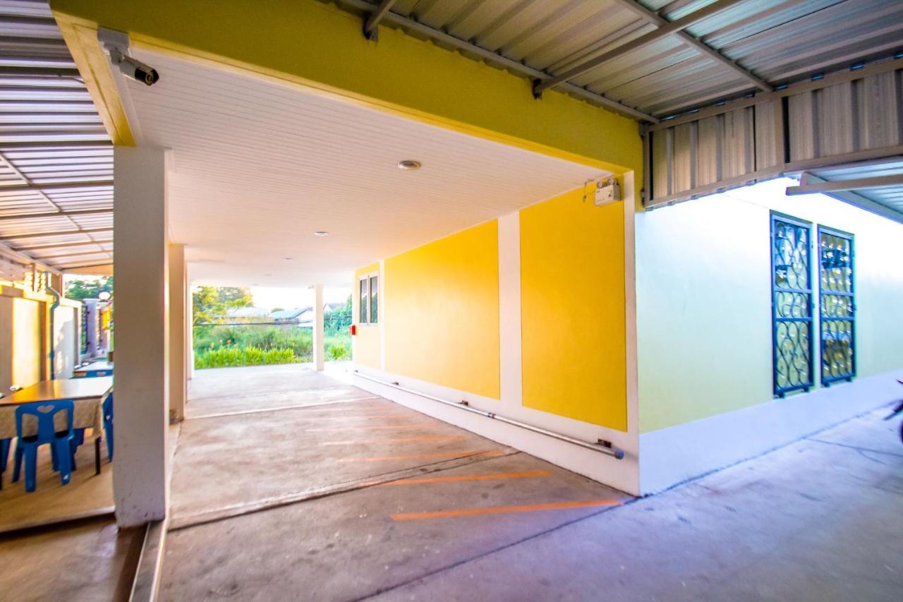จุฑาแมนชั่น Apartment Uttaradit Exterior photo